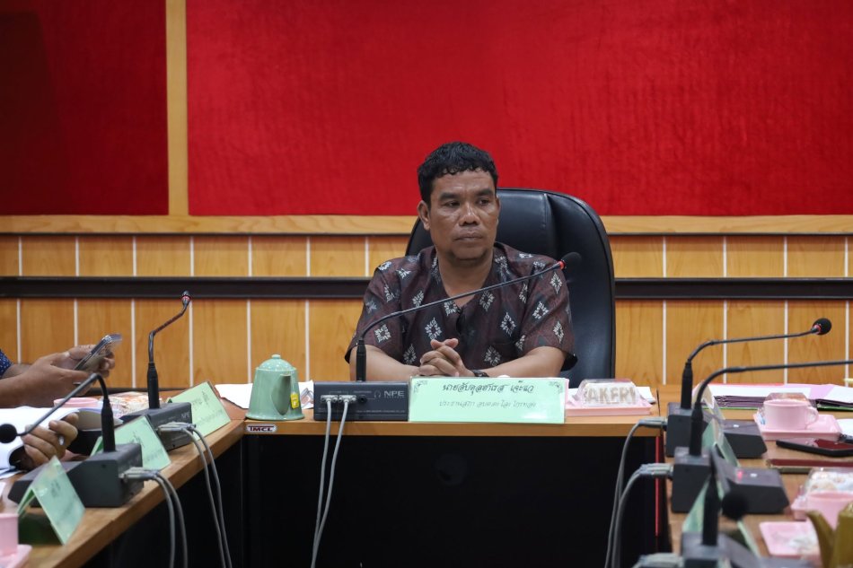 ประชุมสภาองค์การบริหารส่วนตำบลตะโละไกรทองสมัยวิสามัญ สมัยที่ 2 ครั้งที่ 1 ประจำปี 2569