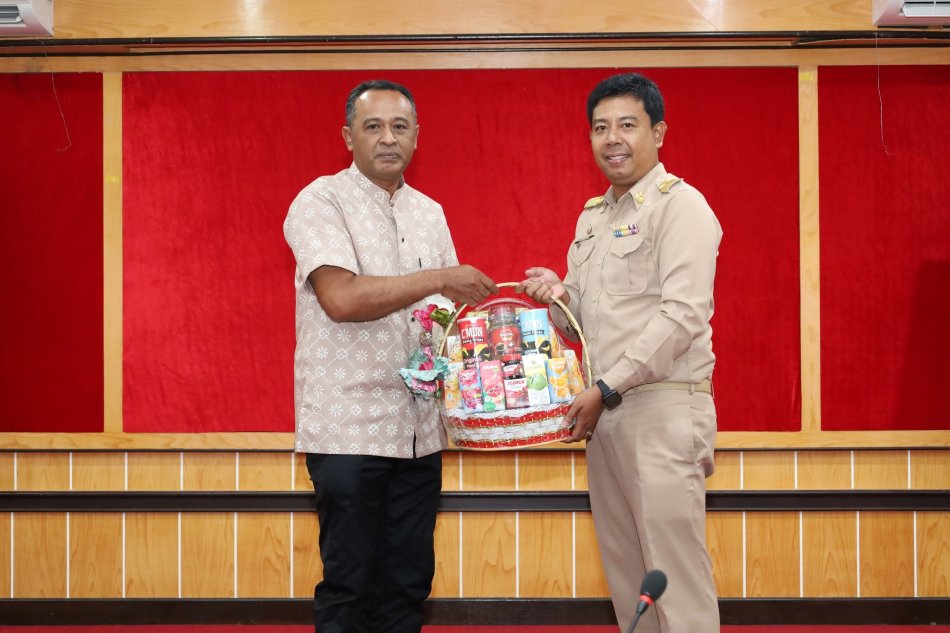 ร่วมต้อนรับข้าราชการโอนย้าย 